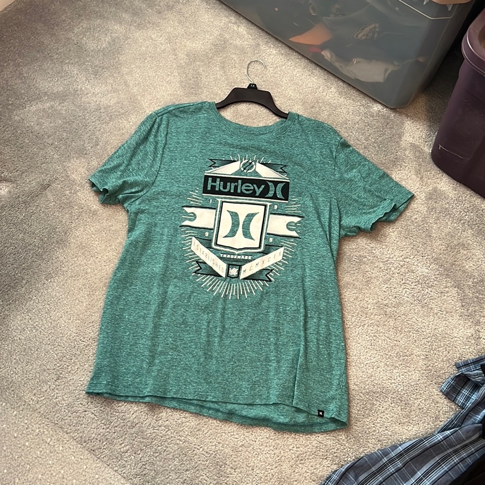 Hurley Tshirt